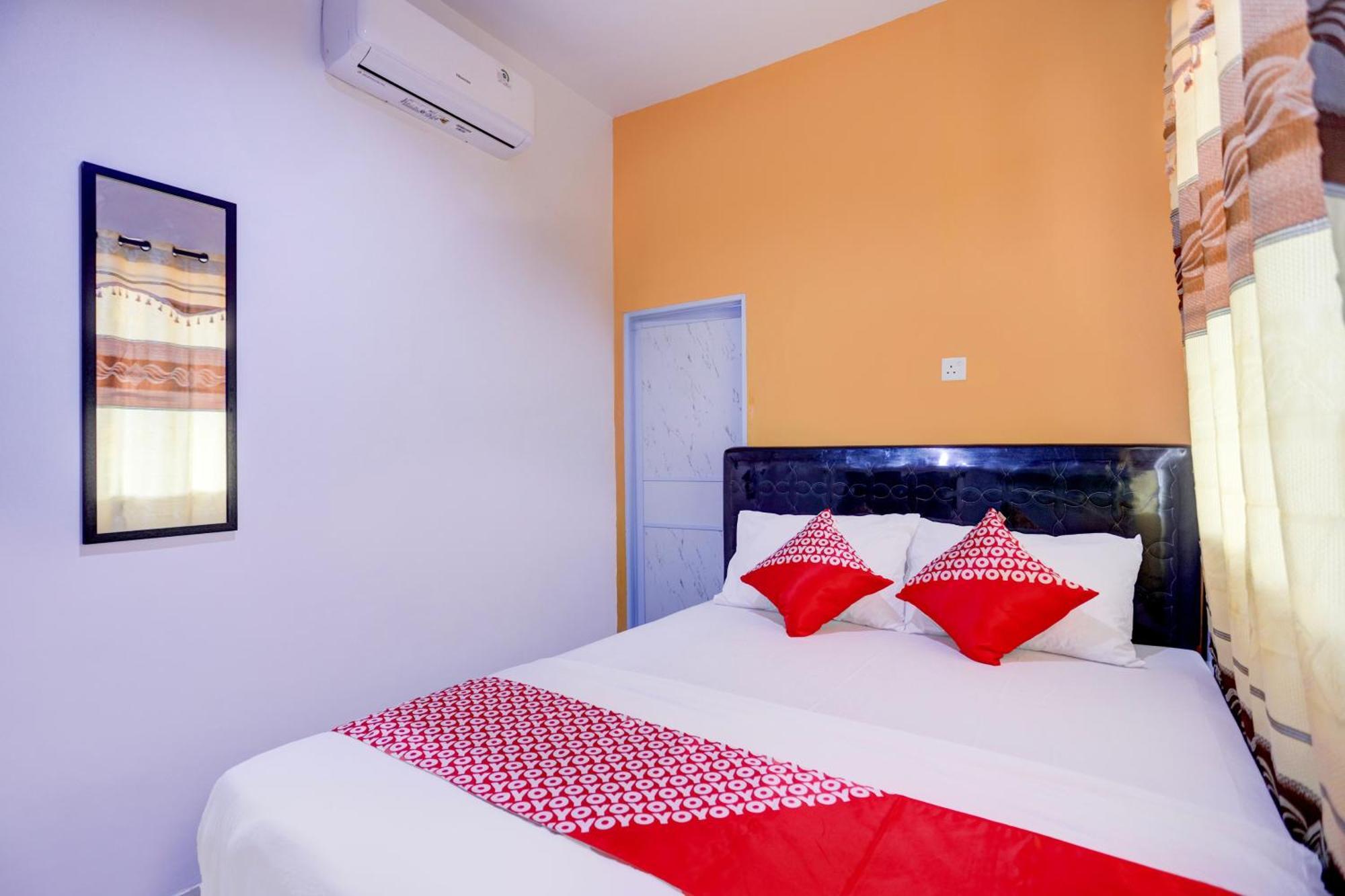 Super Oyo Capital O 93076 Batam Backpacker Guesthouse 2 Pembunuh Esterno foto